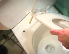 トイレの交換時期はいつ?4つの目安時期と新型トイレの機能を紹介!